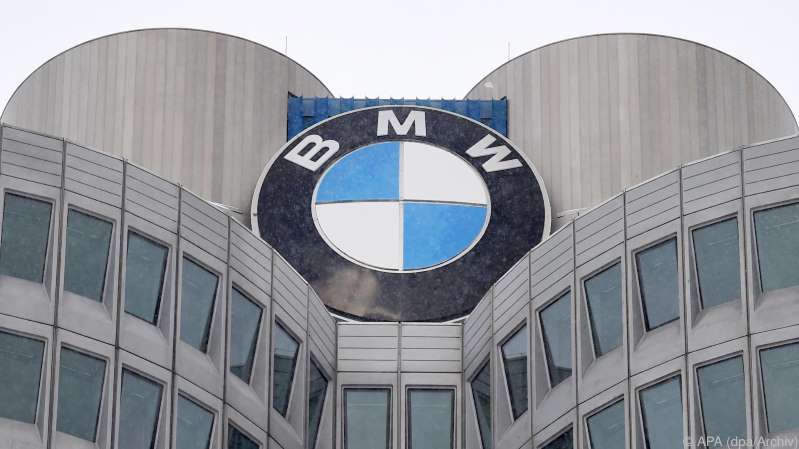 Sales of German automakers in China rise to a record high