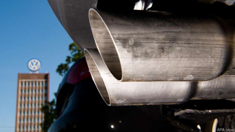 VW just misses the EU's climate targets, BMW clearly undercuts them