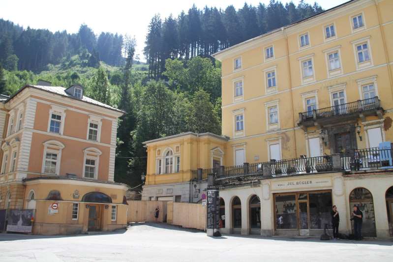 Bad Gastein: A 35 meter high hotel tower for the health resort