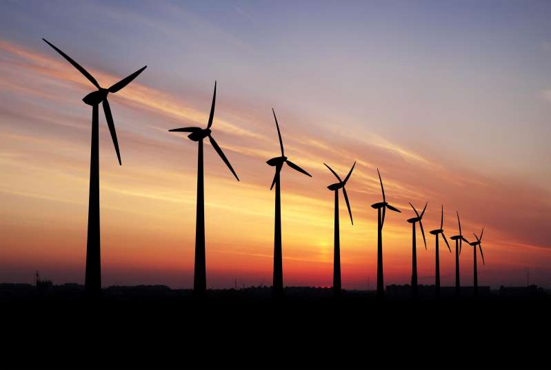 Renewable energy: the expansion law is delayed by six months