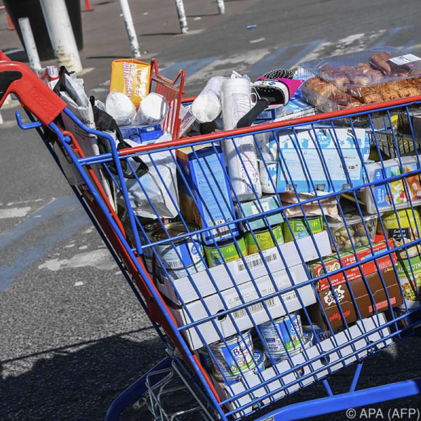 Cheap food depressed inflation in January