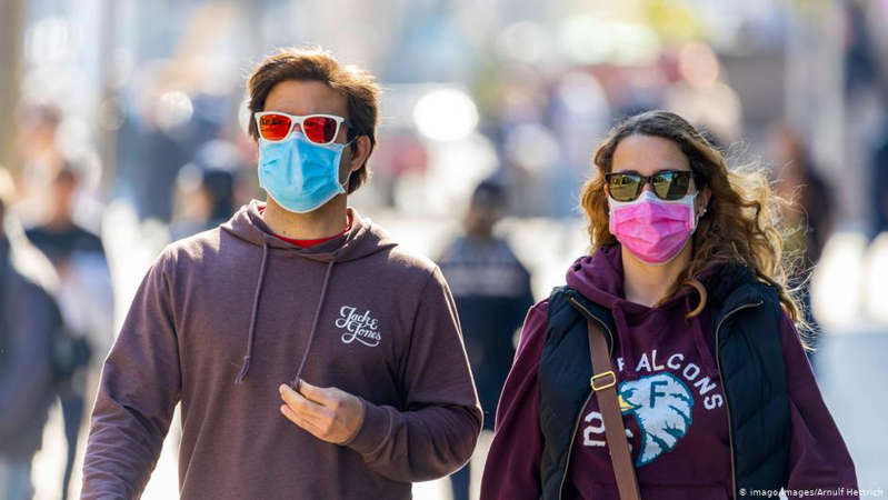 Can you get infected with coronavirus outdoors? What Scientists Say
