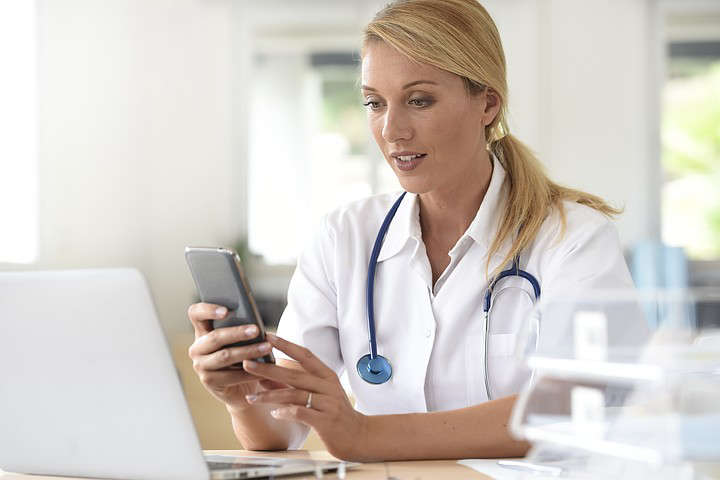 The future of the healthcare system: will the smartphone app replace the GP