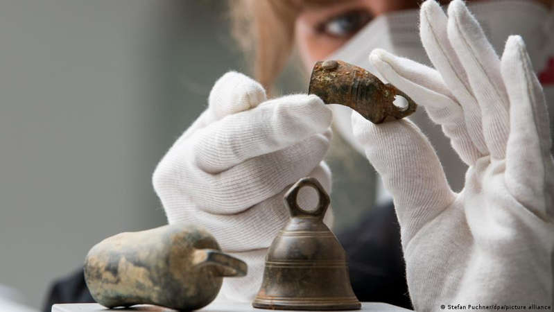 In Bavaria, archaeologists have found more than 400 kg of ancient Roman gizmos (photo)