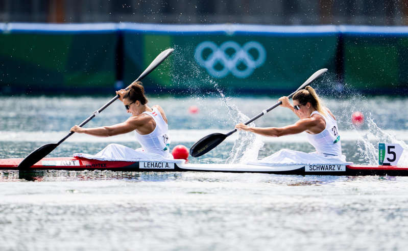 Canoe duo Schwarz and Lehaci via detour to the Olympic semifinals