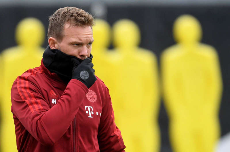 Bayern coach Nagelsmann isolated after a positive corona test