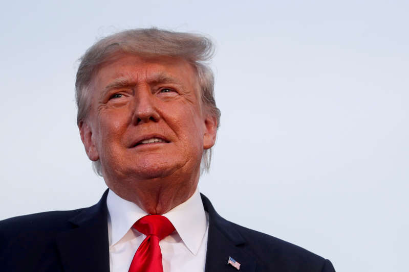 Trump announced the creation of a new social network TRUTH Social
