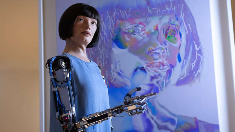 Ai-Da, a robot artist, was detained in Egypt. Border guards suspected her of espionage