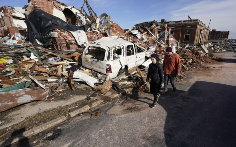  At least 70 people died in the most powerful series of tornadoes in Kentucky history: what is known 