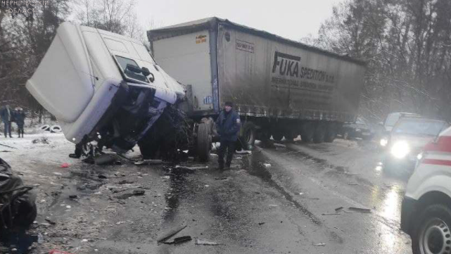 First photos from places of a large-scale accident near Chernihiv 