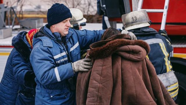 Fire in Kiev: fire broke out in the apartment , two women tried to escape 