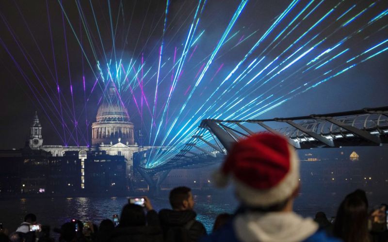  With light shows and grand fireworks: how the world met 2022 (photo, video) 