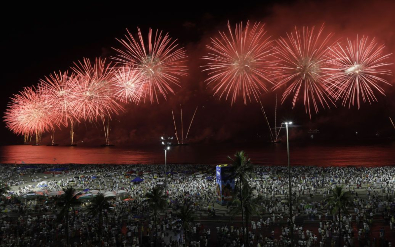  With light shows and grandiose fireworks: how the world met 2022 (photo, video) 