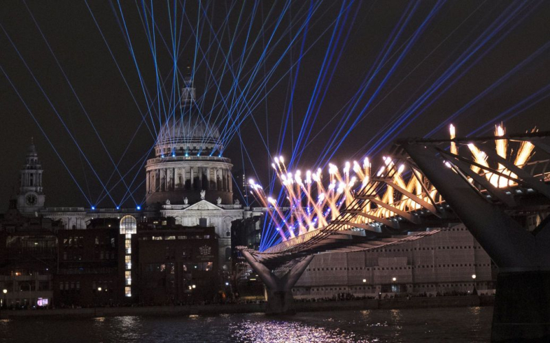  With light shows and grandiose fireworks: how the world met 2022 (photo, video) 