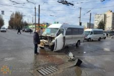 The driver did not hear special signals: in Zaporozhye, the minibus collided with a fire truck