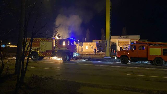 A minibus caught fire at a gas station: a car accident occurred in Kremenchug