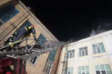 Fire in the Kiev Gymnasium of Oriental Languages: 2 thousand square meters burned down m of roof