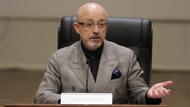 Правительство Германии до сих пор блокирует приобретение Украиной оружия через НАТО – Резников