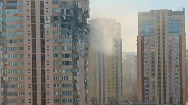 The rocket of the invaders hit a residential building in Kyiv: there is significant damage