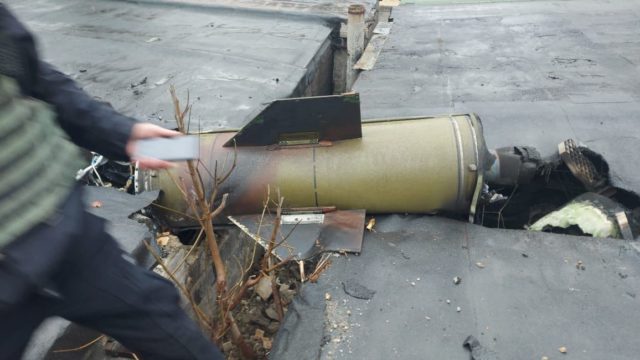 Several houses and a school were damaged: Russian invaders shelled Mariupol