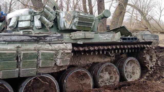 Armed Forces of Ukraine destroyed the tank unit of the Russian Federation, which was moving to Kyiv