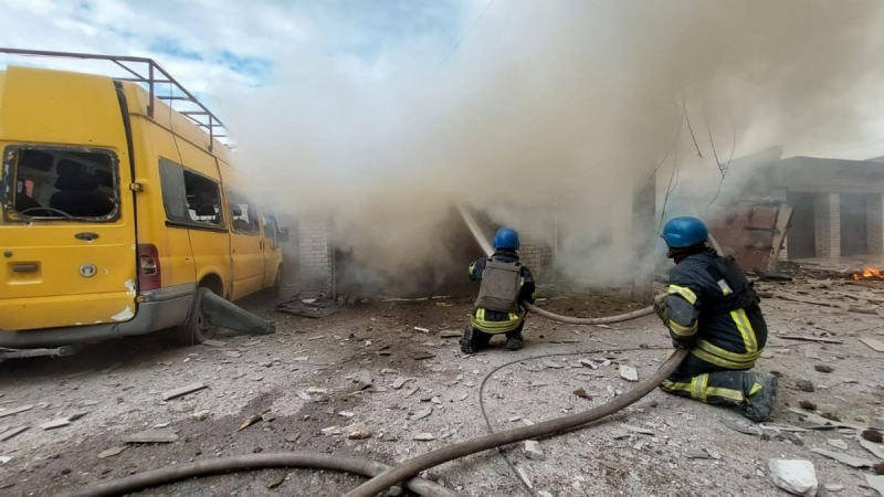 Occupiers stormed Ustinovka and Lisichansk: three people were killed, the humanitarian headquarters was damaged