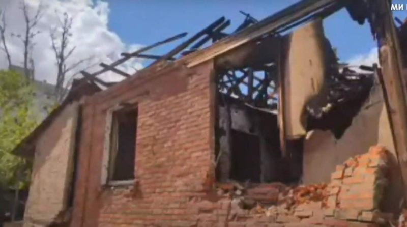 Firefighters in the Kharkiv region adopted a puppy that almost died from shelling: a sweet story