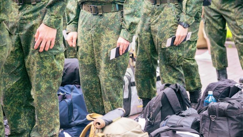 Too terrible war: Russian volunteers flee Ukraine en masse