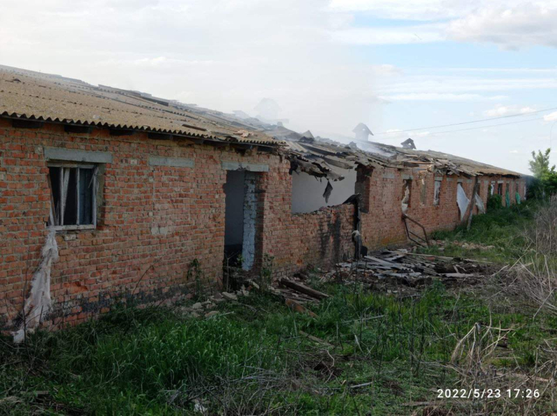 Sumshchina was shelled from Russia mortars and artillery: a farm caught fire