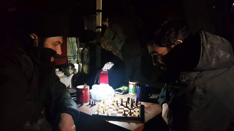 The State Border Service showed what the soldiers at Azovstal do in between battles
