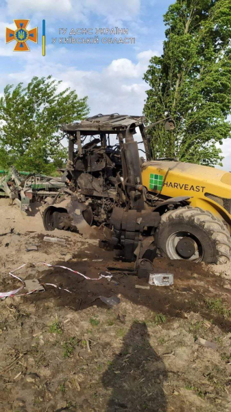 In Kievskaya tractor hit a mine in the region: the injured driver was hospitalized