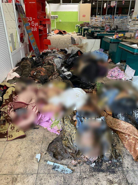 In Mariupol, infidels set up a troupe-room right in the supermarket