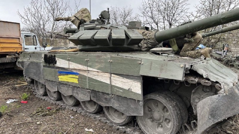В as a result of the counterattack, the soldiers of the Armed Forces of Ukraine captured 3 Russian tanks