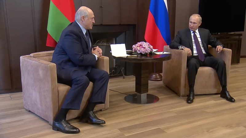 Time plays on Minsk: Lukashenka is preparing to betray Putin