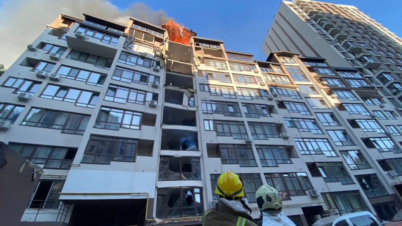 GSChS showed a house that the Russians mercilessly hit with a rocket