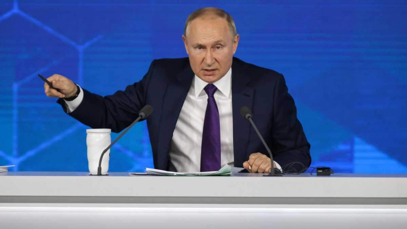 Russia chronically lives with one disease: expert on Putin's possible attack on Lithuania