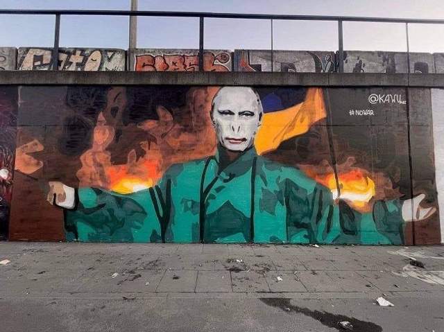 Patriotic stamps, songs and murals: how Ukraine and the world provide informational resistance to Russia