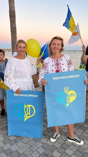 Ukrainians around the world took to the streets on Independence Day