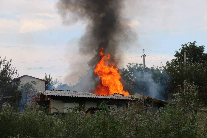  In Tsirkuny, Kharkiv region, 16 fires broke out at once from enemy shelling