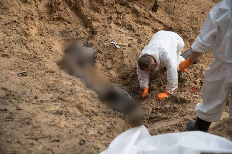 400 bodies found at a mass grave in Izyum: creepy footage