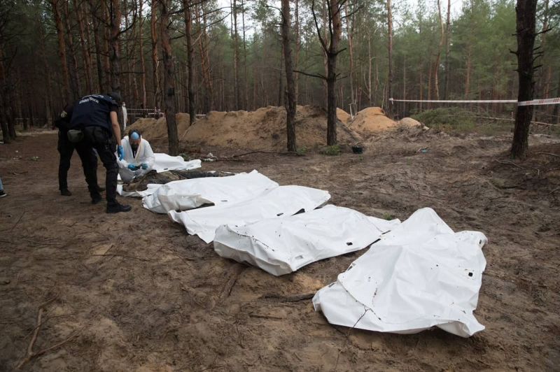 400 bodies found at a mass grave in Izyum: creepy footage