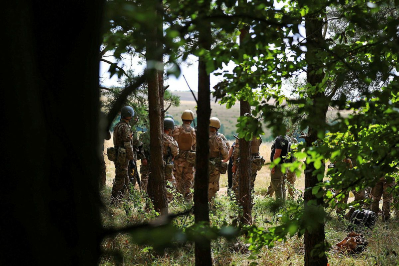Ukrainian Armed Forces learn to destroy tanks under the guidance of British instructors: photos shown at the General Staff