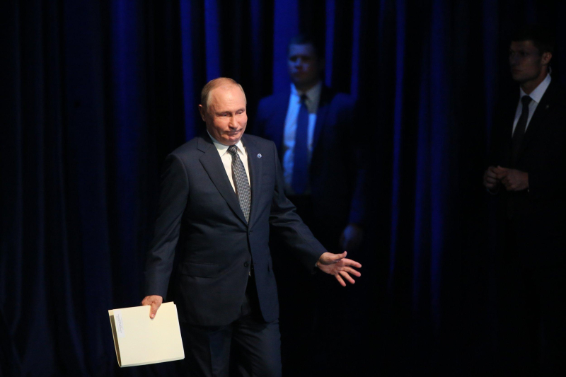 Putin turned out to be a coward and locked all of Russia in hell