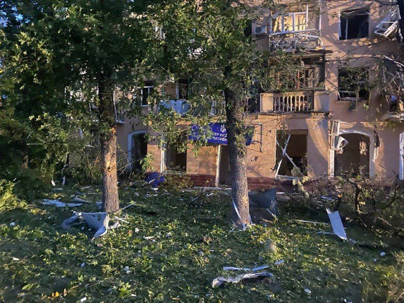 The number of victims of the shelling of Zaporozhye increased to 9: photos of the consequences of the Russian attack
