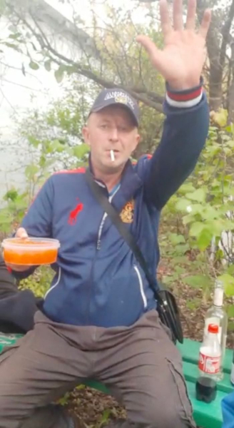 High-quality cannon fodder: drunks are sent to fight in Russia, sad music is played at parting