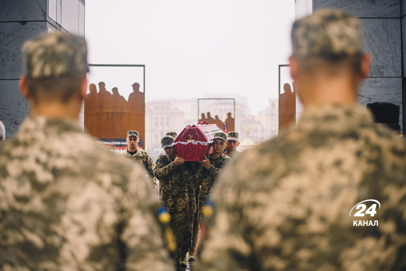 Ukrainian defender Roman "Yashka" Kosenko said goodbye in Kyiv