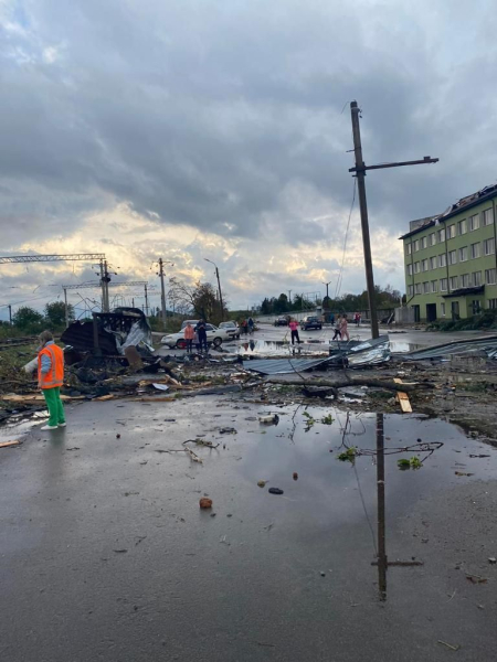 Damaged buildings and trees: bad weather swept across Ukraine