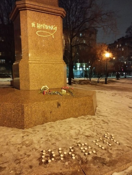 Rocket strike along the Dnieper: spontaneous memorials appeared in Russia (photo)