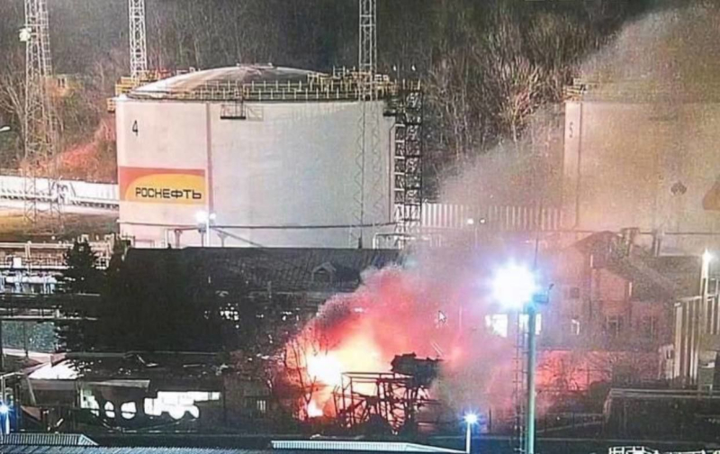 Explosions occurred at an oil depot in the Krasnodar Territory: what is known (photo and video)