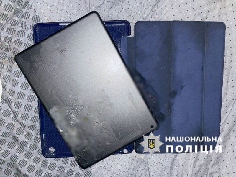 Exploded in hands : in Kharkiv region, an 11-year-old girl died because of a tablet